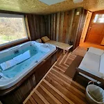 Дом отдыха Apartma1 Pri Adamu *