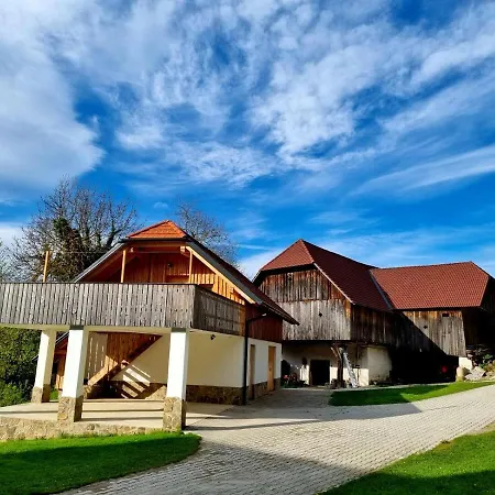 Apartma1 Pri Adamu Ferienhaus Mislinja