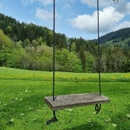 Apartma1 Pri Adamu Semesterbostad